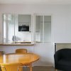 fenetre-atelier-artiste-accordeon-repliable-82